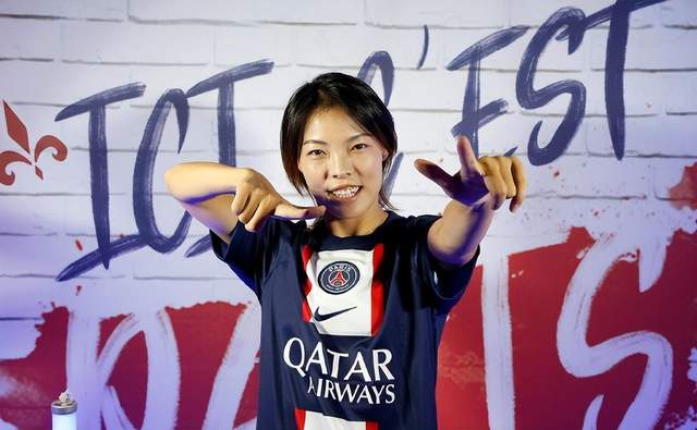 李梦雯杨丽娜同台并助大巴黎2-2战平 李梦雯代表球队已出场174分钟(6)