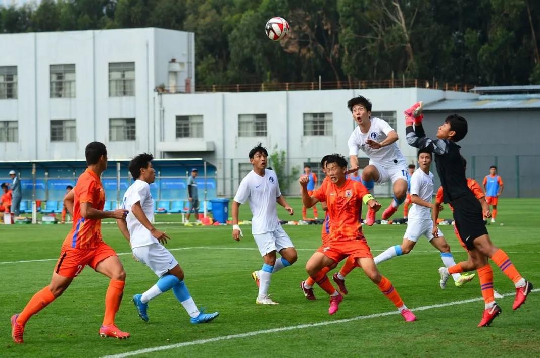 坚定信念砥砺前行，从青少年做起打造中国足球