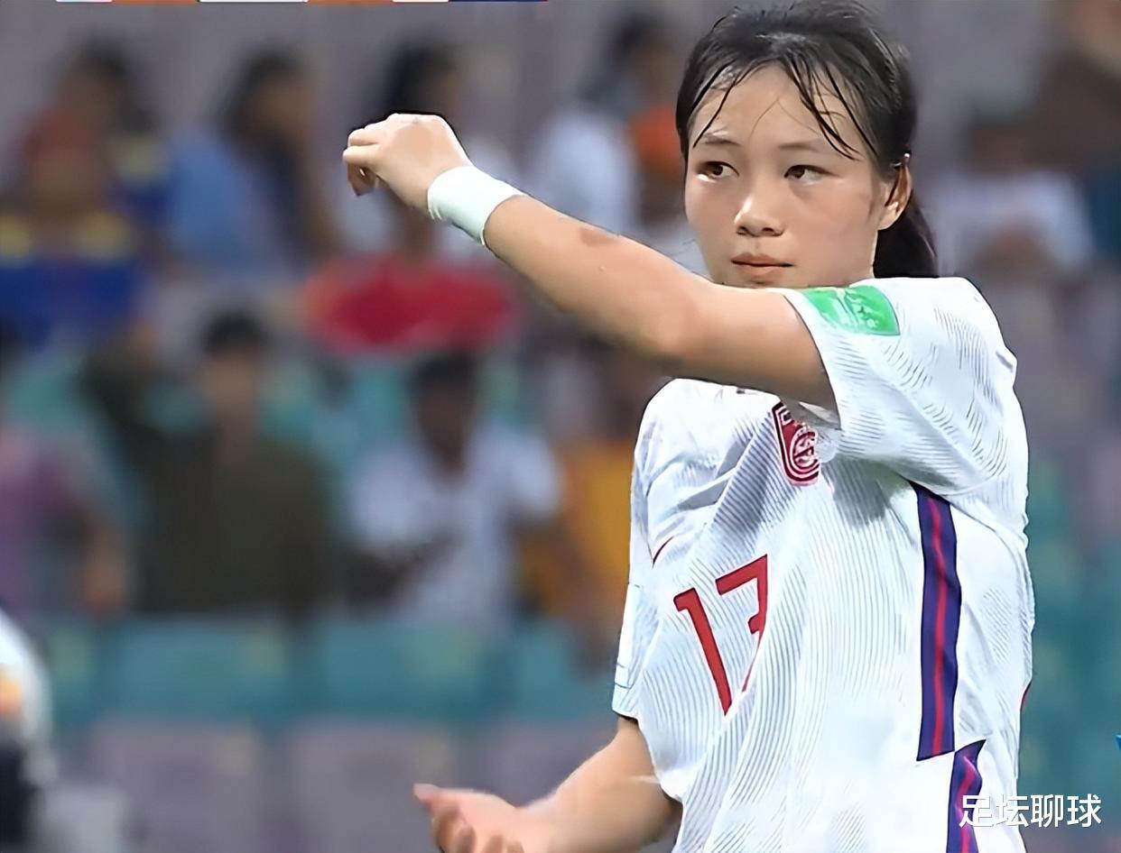 世界杯第1球诞生！中国女足爆发，小将送点后造点，17岁队长滑跪庆祝(3)