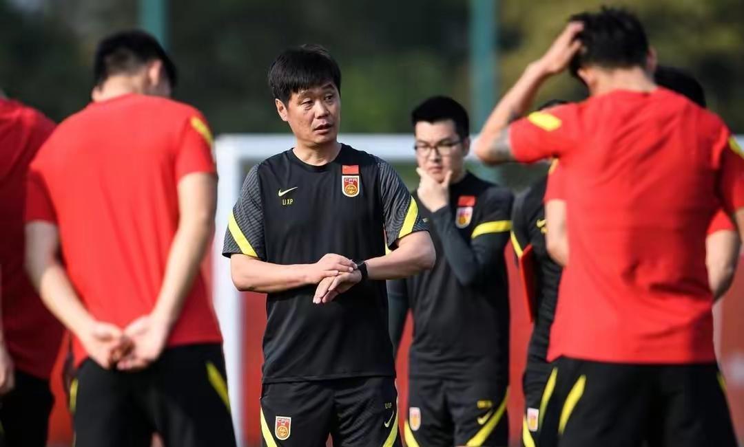 中国男足真的拼了，或再请世界级名帅执教，2026世界杯欲出线(2)