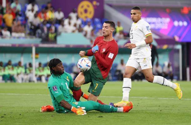 【世界杯】C罗大战枪手铁腰，葡萄牙暂0比0加纳