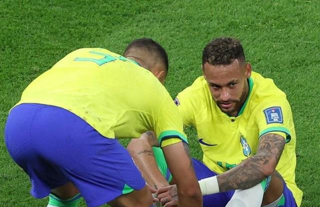 G组积分榜：内马尔伤退巴西2-0登顶，欧洲劲旅垫底，瑞士军刀1-0(3)