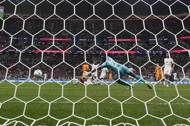 【世界杯】哈克波连场进球，荷兰1比0领先卡塔尔(7)