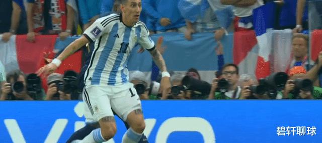 世界杯上的另一场争论！阿根廷七场比赛5点梅西刷出纪录，毫无疑问：太牵强了(2)