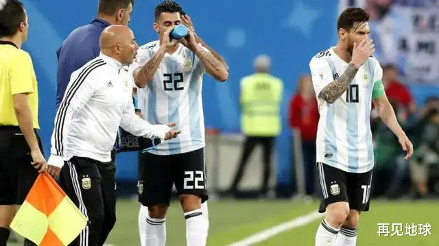 阿根廷2: 0领先，结果被扳平，教练差点没被气晕(1)
