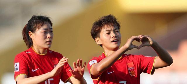 2-1，中国女足21岁天才又进球了！世界杯或成水庆霞的奇兵(4)
