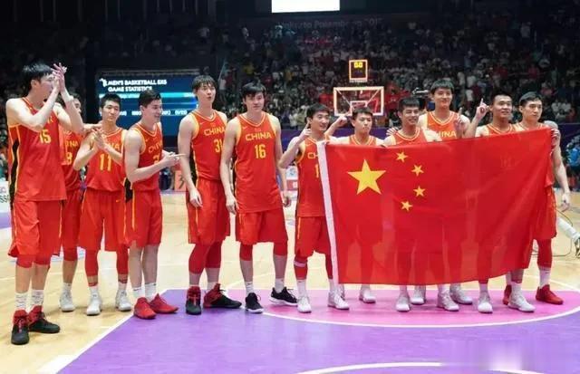 国际篮联和国际足联何以向中国抛出橄榄枝？(2)