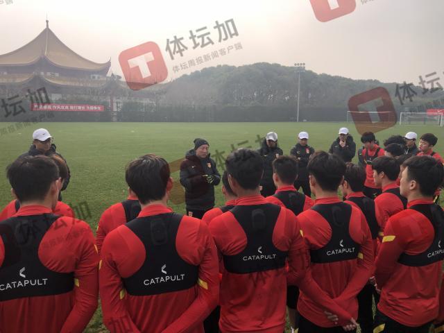 国奥上海再集中：22人先赴克国拉练 过招同龄队伍