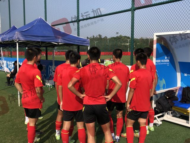 国奥上海再集中：22人先赴克国拉练 过招同龄队伍(3)