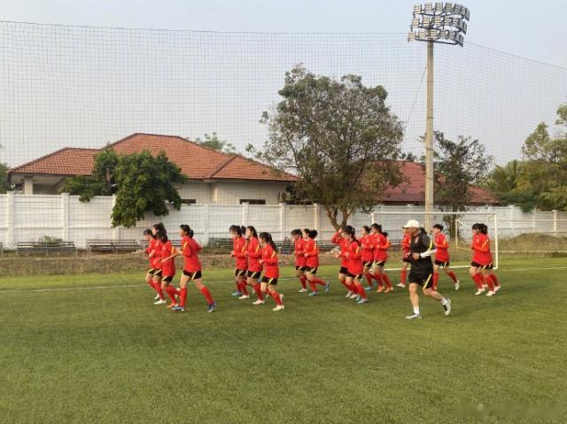 U20女足抵达老挝备战菲律宾队