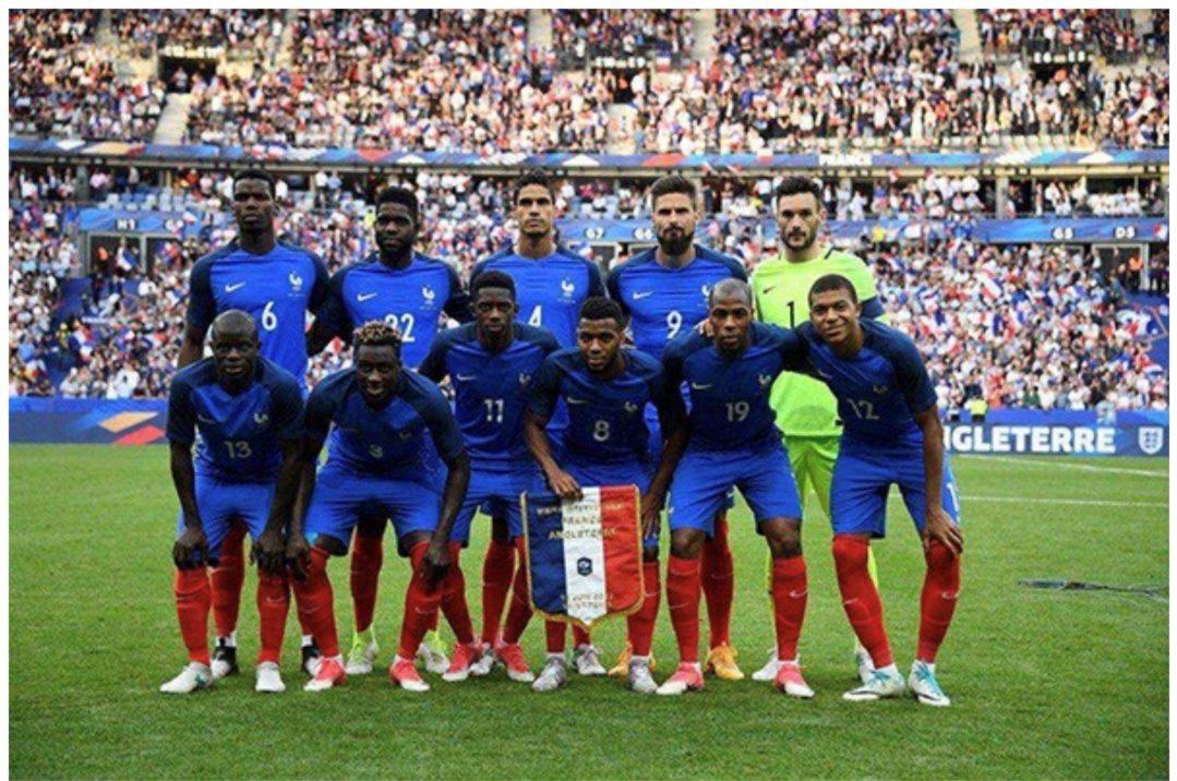 【球与料中转站】18年法国队夺冠与22年阿根廷夺冠阵容，谁更强？(1)
