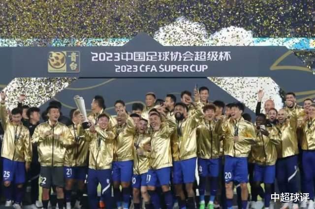 中超又1“奇”队：武汉三镇新赛季转会窗盈利超2700万！