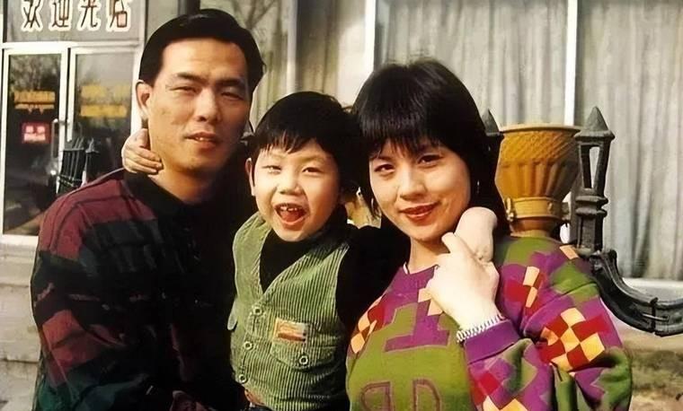 乒乓教父蔡振华娶了一个“没心没肺”的妻子，儿子是当红男星！(14)