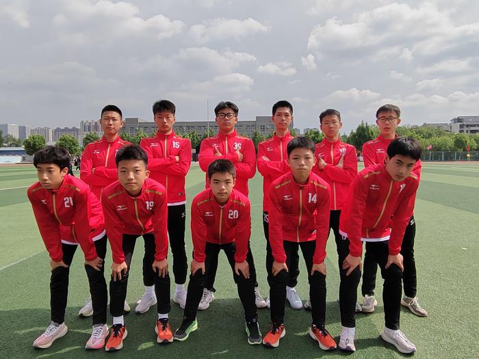 让更多的孩子爱上足球，2023年济南市中小学生校园足球联赛启动(4)