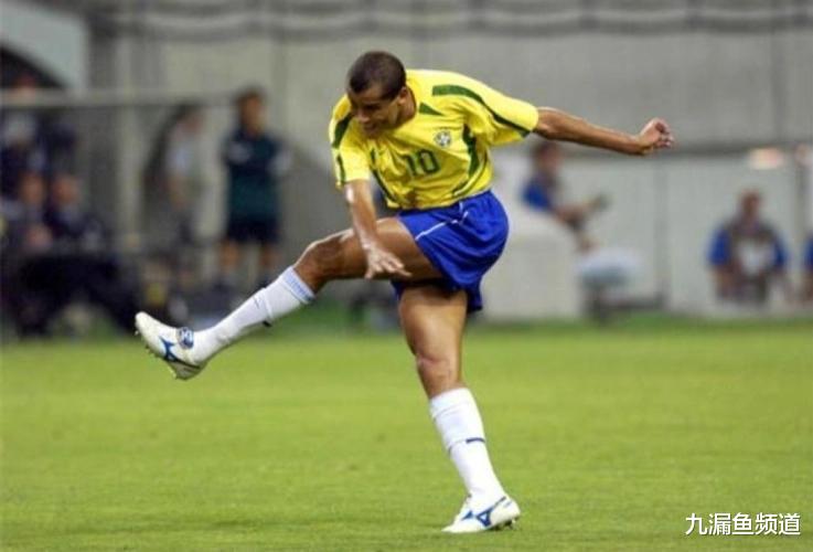 盘点巴西足球史上最伟大的五位球员，贝利榜首，罗纳尔多排第二(5)
