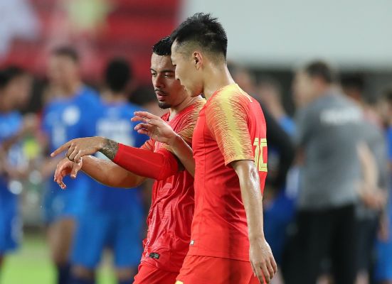 4大归化+武磊，颜骏凌被弃，中国男足首发11人剑指亚洲杯4强(5)