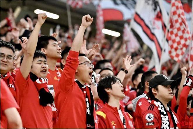 蓉平：中国足球需要金牌球市，挺身而出的为何是成都？(2)