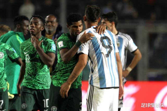 1-4！2-0！世青赛悲喜夜：阿根廷26射出局，球员哭泣，巴西踢疯了