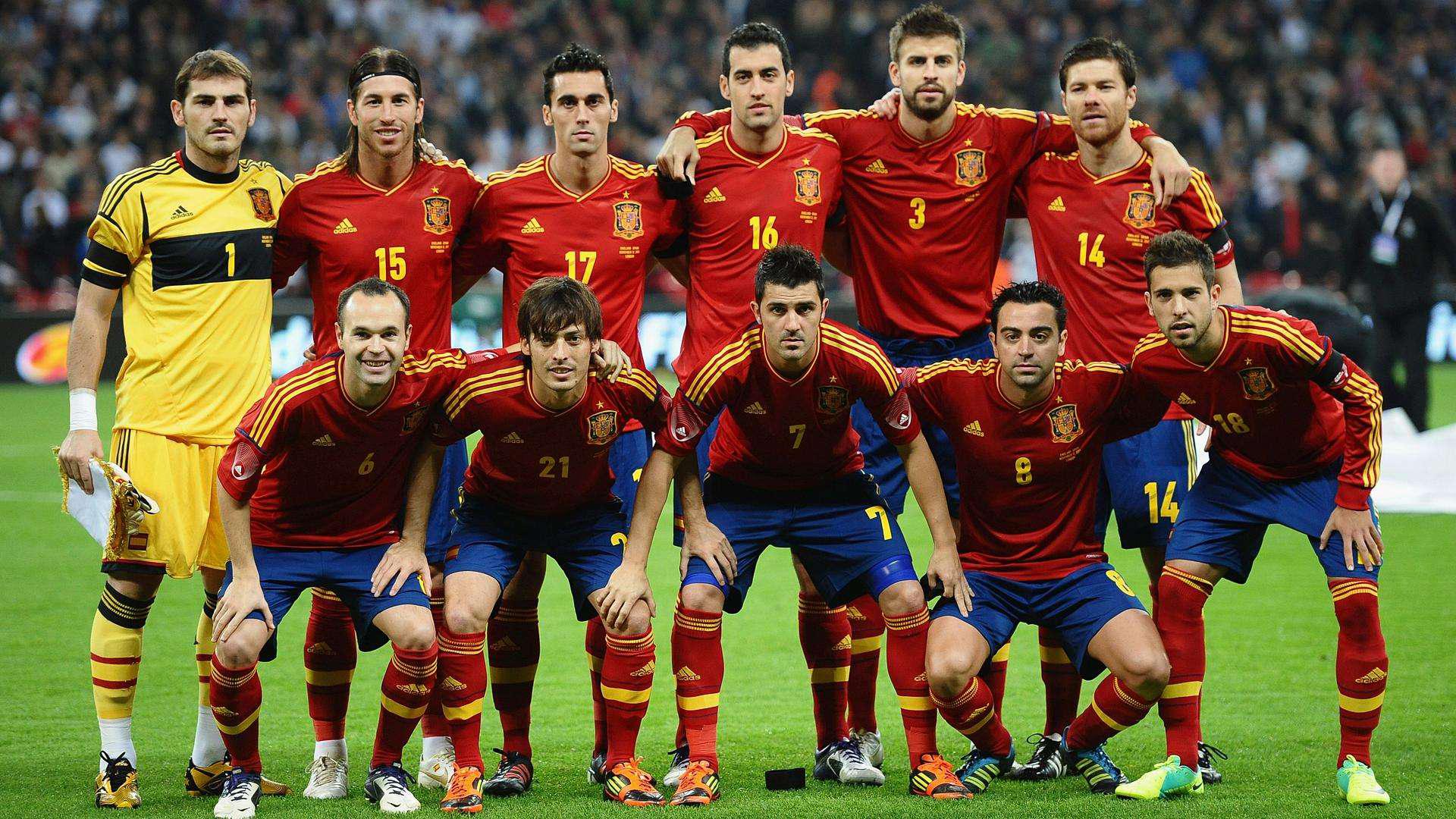 米克尔·奥亚萨瓦尔：西班牙足球界的新生代天才，进球如数家珍，战术智慧备受尊重！(6)