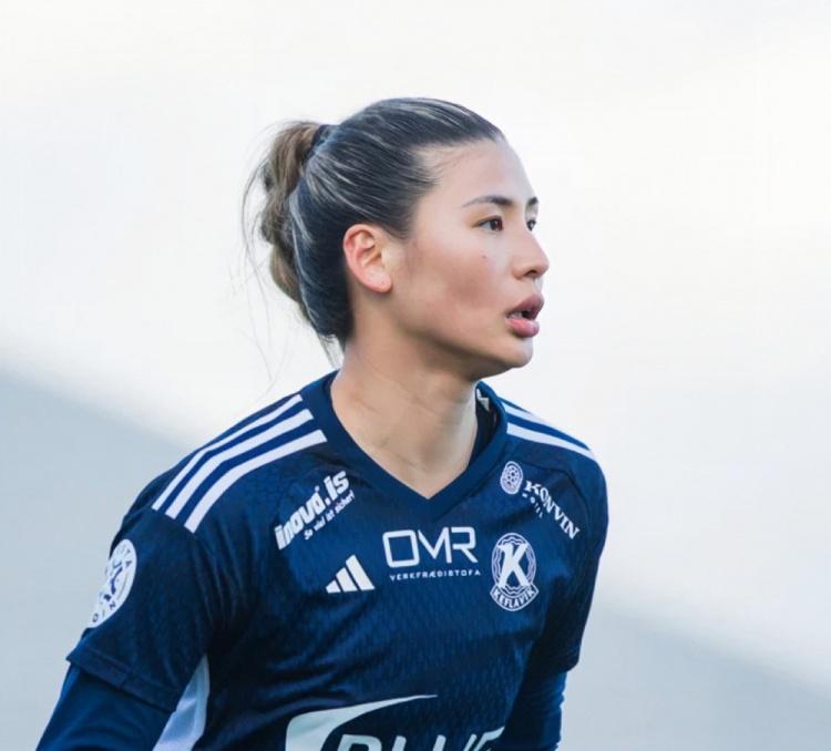 这位中国女足球员拿到过冰岛联赛金靴，可她很可能错过女足世界杯(1)