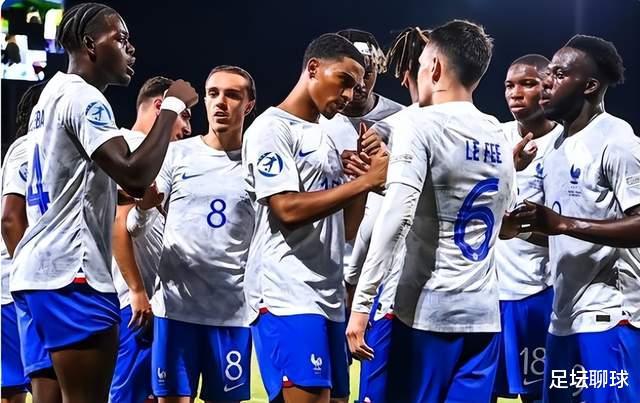 欧洲杯疯狂一夜：4强出炉，法国1-3爆冷出局，英格兰送葡萄牙回家(3)