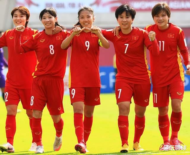 出征世界杯！亚洲第5获60万赞助，每人1块黄金，中国女足却两手空空(2)