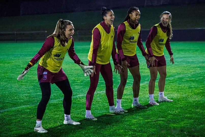 西班牙女足为冒犯 2023 年女足世界杯东道主文化而道歉

西班牙女足必须为在 (1)
