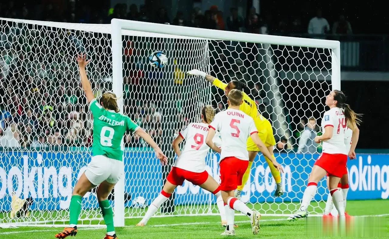 女足世界杯第二轮八场比赛过后，已经有四支球队两连败后提前出局，两支球队提前晋级淘(3)