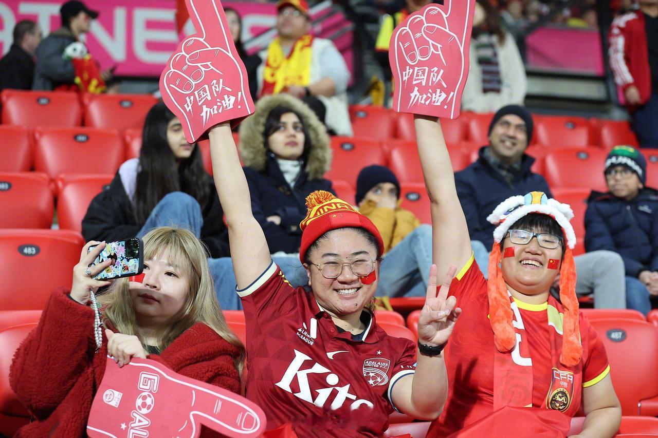 【】今晚，在澳大利亚阿德莱德举行的2023年国际足联女足世界杯D组小组赛中，中国(2)