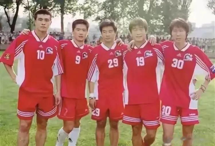 伤仲永之中国足球。

以下十位球员中，哪一位的过早陨落最令球迷们感到惋惜和失望？(8)