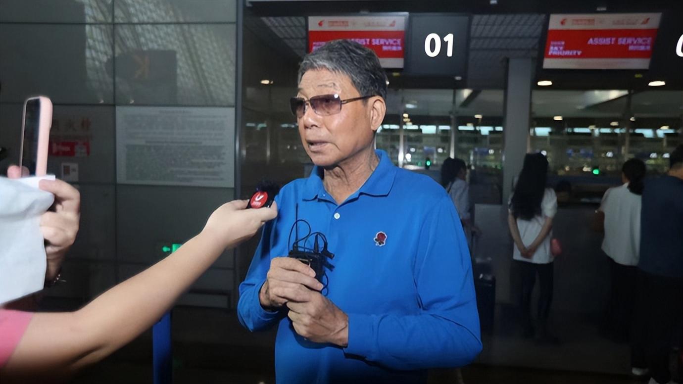 感动！79岁徐根宝亲自带队去韩国，是他为国家队培养武磊、张琳芃