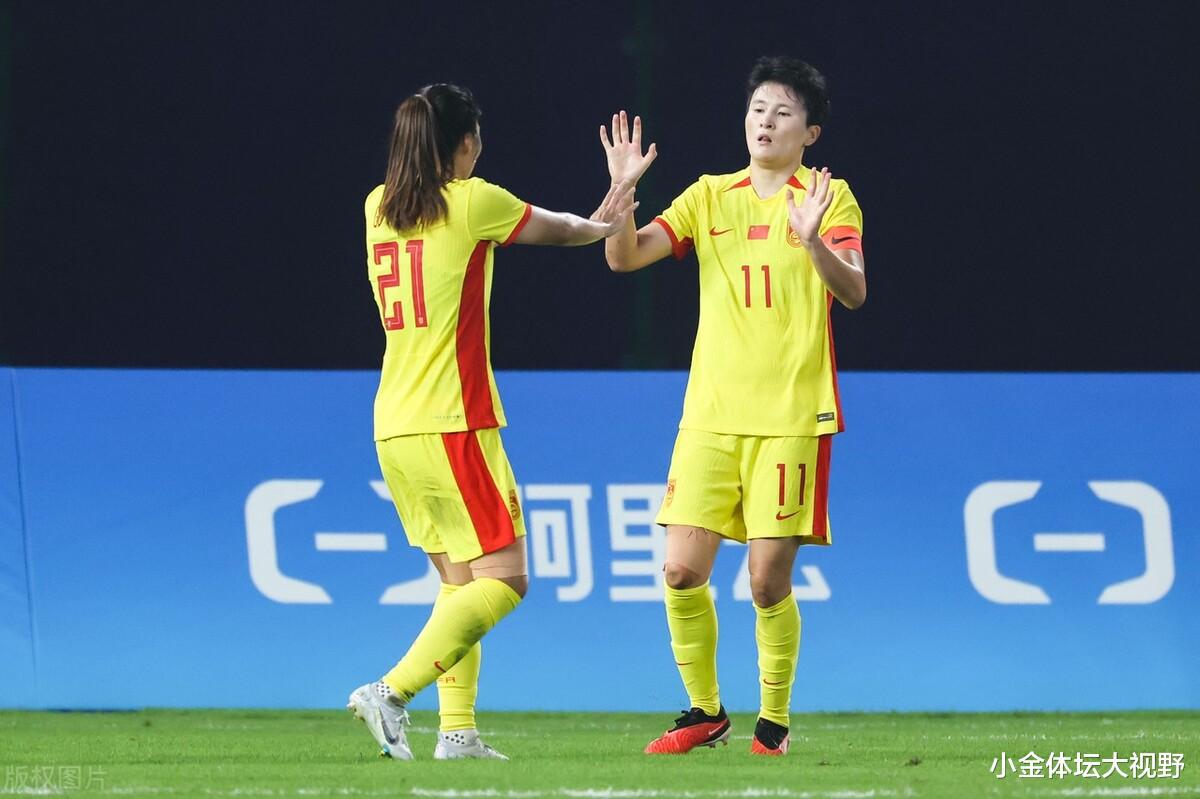 6-0！女足2战进22球，晋级8强，或对阵朝鲜，4人进球，水庆霞正名(2)