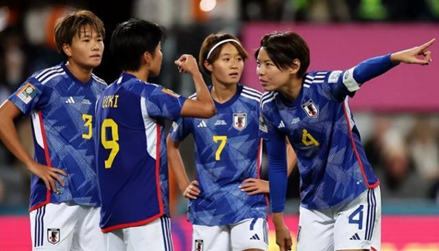 亚运女足决赛：锋芒毕露，朝鲜女足冲刺日本(4)