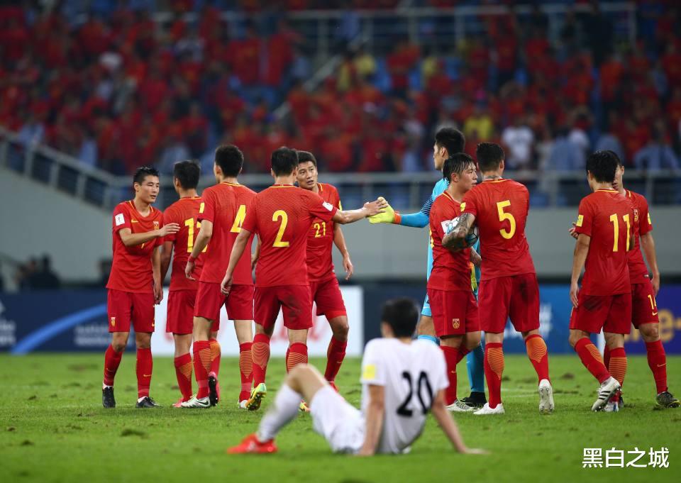 国足世预赛分析：前4轮抢7分，务必双杀新加坡，6月初提前出线？