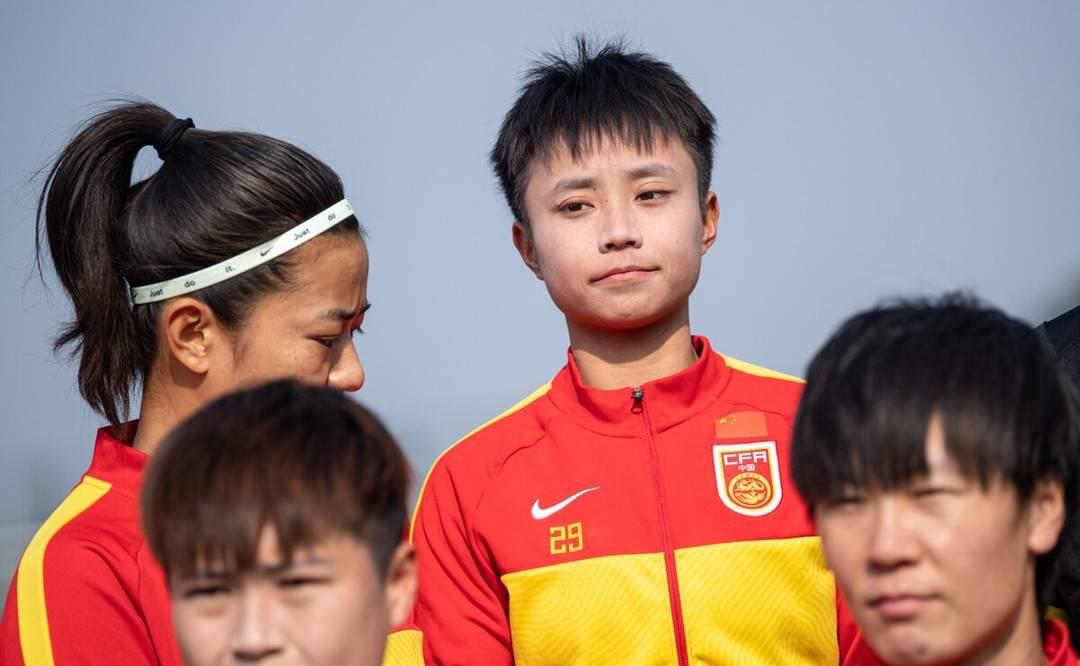 女足1比2输朝鲜队开启奥预赛，张琳艳或错失“亚洲小姐”！