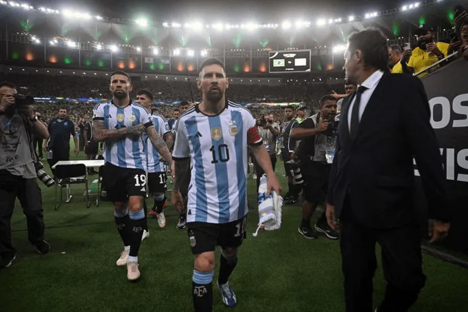 斯卡洛尼发表豪言壮语，阿根廷国家队的自豪时刻(1)