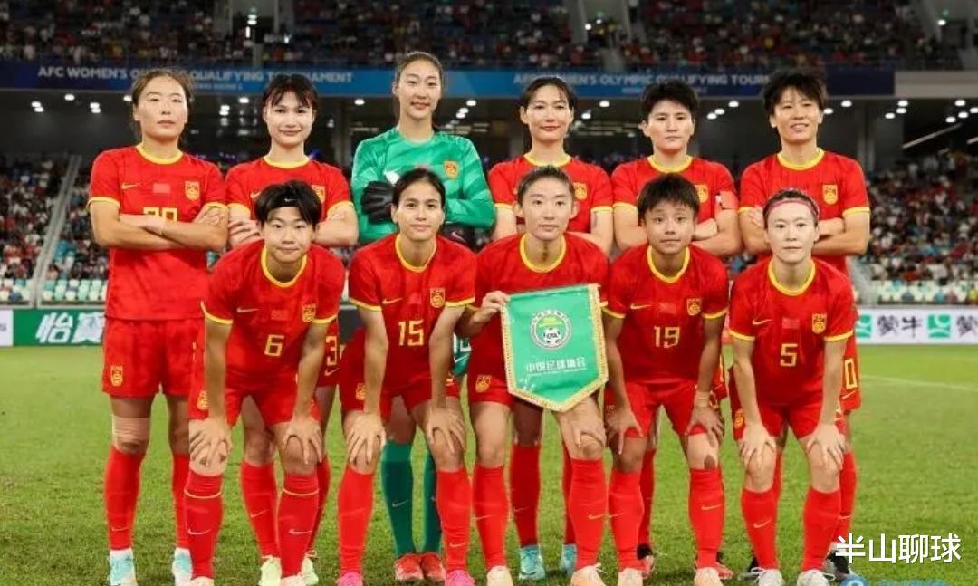 0-3，1-3！中国女足1天两连败，无缘奥运会后再遇惨案，球员痛哭