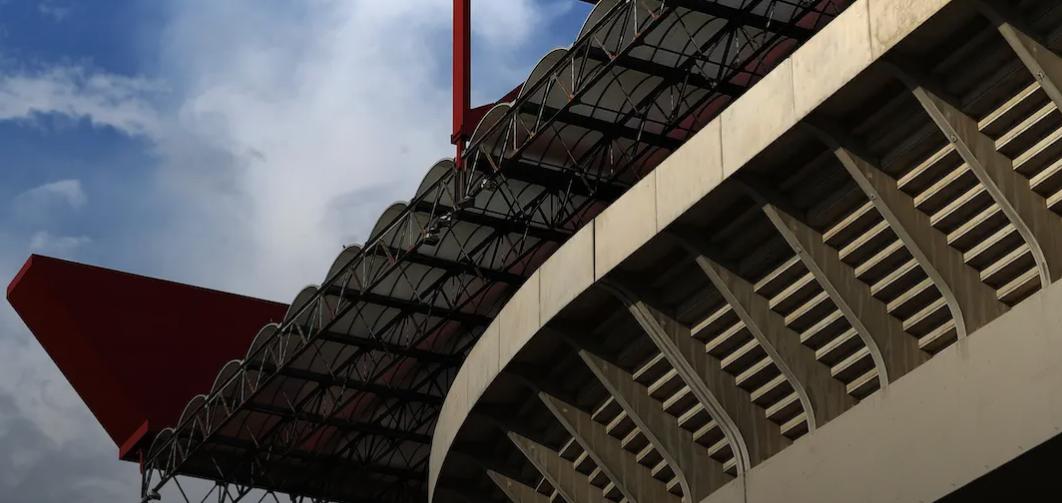 米兰市议会为了留住AC米兰和国际米兰，提出3亿欧元球场翻修计划