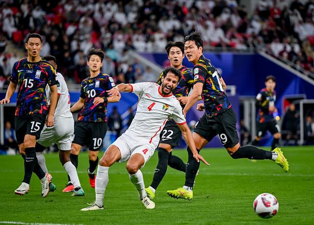 日韩出局！亚洲杯彻底走向冷门，决赛球队世界排名比中国男足还低(5)