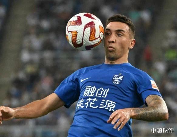 中国足球的巨大损失：又1名世界级外援离开，中超独造40球！(4)
