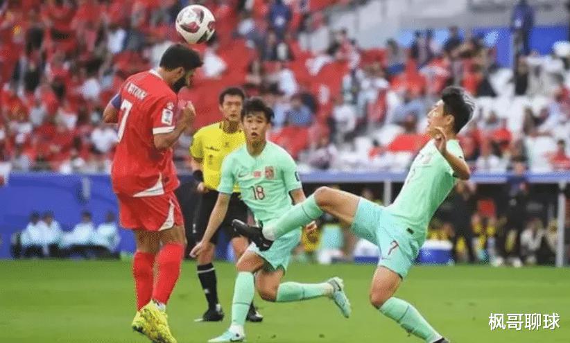韩国队内讧或进入动荡期，泰国因此得利，国足世预赛情况不妙(5)