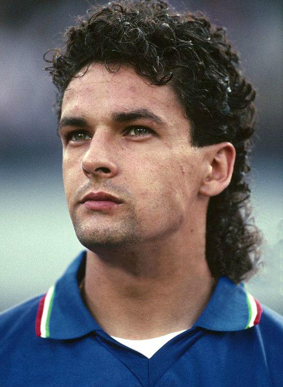 意大利足球90年代十大前锋，排名不分先后，开启了九号半的时代(2)