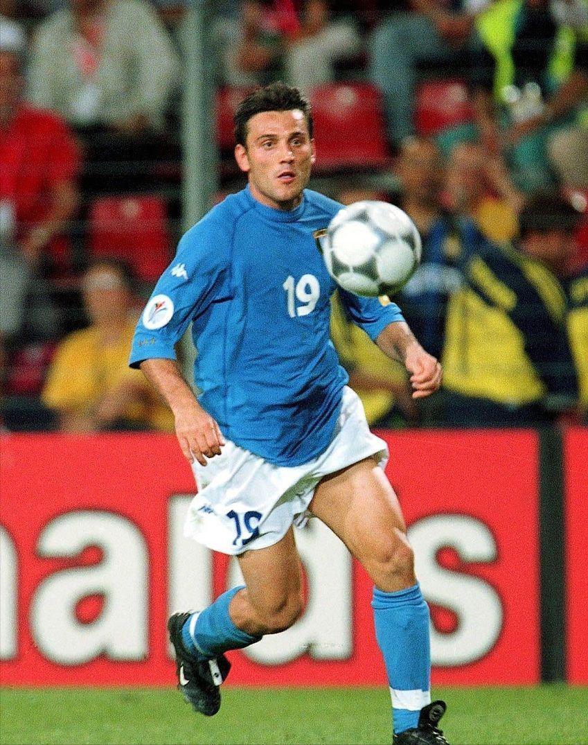 意大利足球90年代十大前锋，排名不分先后，开启了九号半的时代(21)