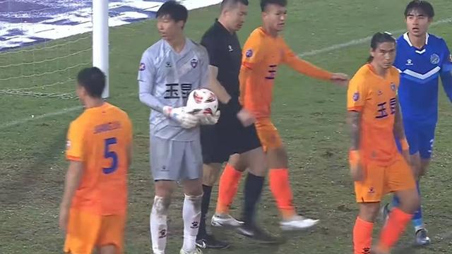 中甲最新积分榜：广州0-1被绝杀，重庆1-0迎开门红，广西2-0排第1(6)