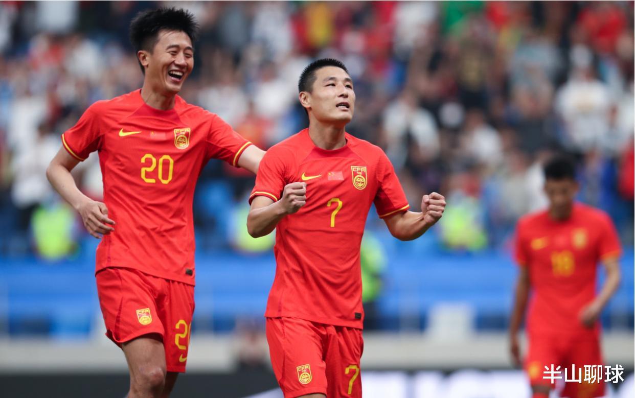 1-1=世预赛被淘汰！中国足球输不起：8分基本出局，泰国拜佛求胜(4)