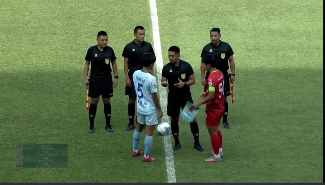 贵州多名裁判将执裁2024职业足球联赛(7)