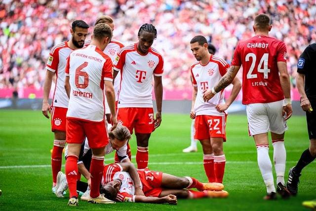 拜仁慕尼黑2-0科隆领跑第二，科曼赛季报销，多特蒙德2-1(13)